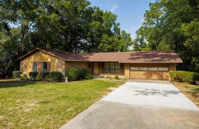 2211 S Sherwood Gallery 3