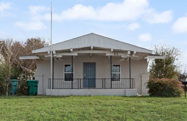 815 N Travis St photos photos 815 N Travis St photos photos