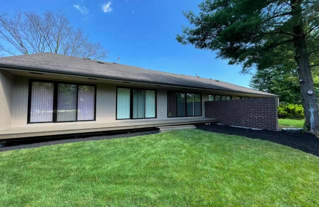 For Lease / Rent photos photos