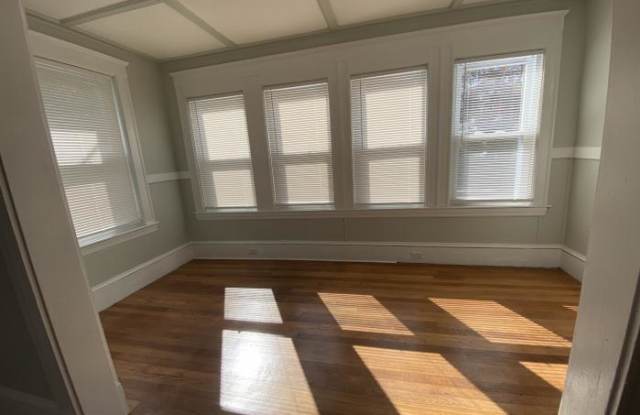 153 Delhi St. Gallery 3