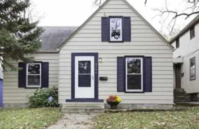 Gorgeous 3 bedroom 1 bathroom house in Victory Neighborhood! - 4346 North Oliver Avenue, Minneapolis, MN 55412 Gorgeous 3 bedroom 1 bathroom house in Victory Neighborhood! - 4346 North Oliver Avenue, Minneapolis, MN 55412