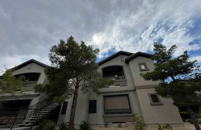 Gated- Fantastic 2 Bedroom 2 Bath Perfectly Located in the NW-Near Skye Canyon! Gallery 1