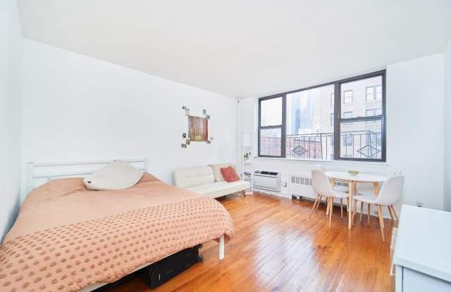 400 West 45th Street - 400 West 45th Street, New York City, NY 10036
