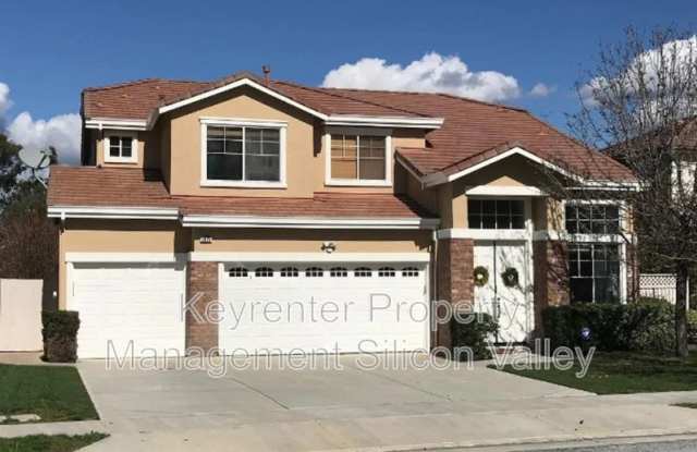 3825 Venus Court photos photos