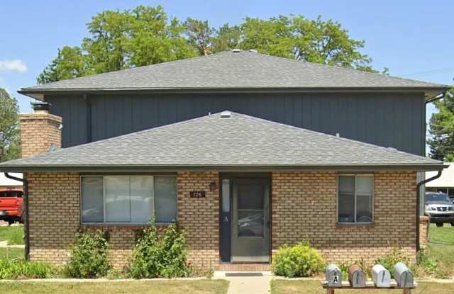 Two Bedroom Condo With Detached Garage in 4-Plex photos photos Two Bedroom Condo With Detached Garage in 4-Plex photos photos