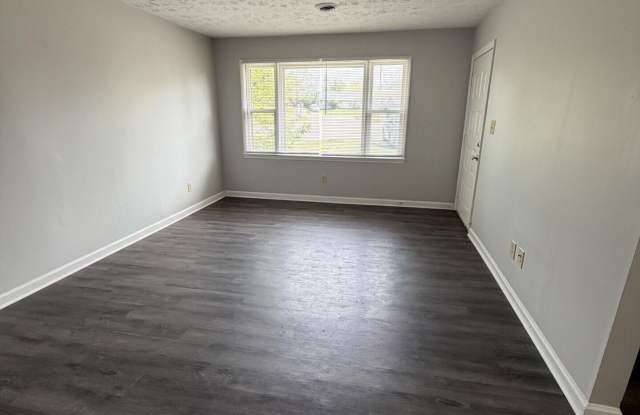 3200 Baird Court Gallery 2