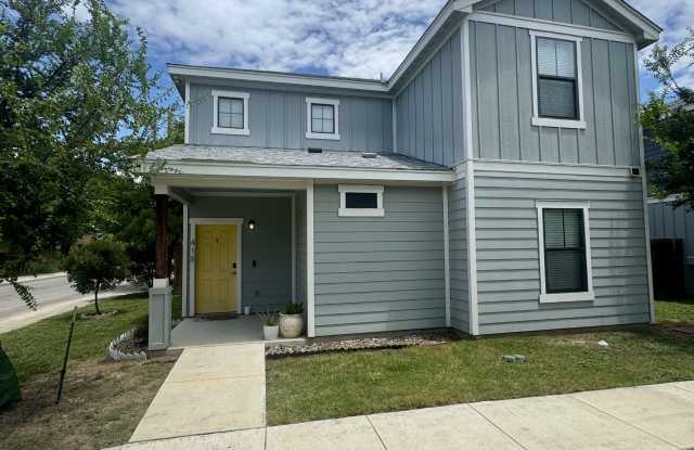 418 Lockhart Street - 1 photos photos