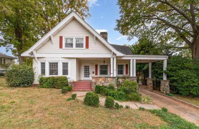 **Price Reduced with HOLIDAY MOVE-IN SPECIAL! $500 off 1st full month's rent with lease signed by 1/15/26 - 155 8th Avenue, Cramerton, NC 28032