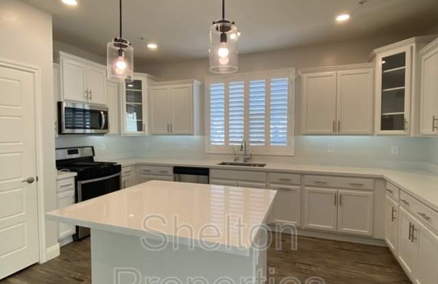 1721 N Marketside Ave photos photos