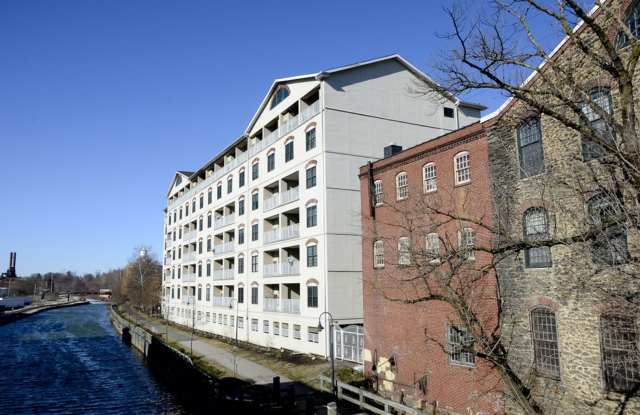 Live the Manayunk lifestyle you’ve been dreaming about — steps from Main Street, minutes from Center City. photos photos