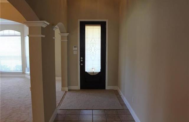 1704 Mapleleaf Drive Gallery 2