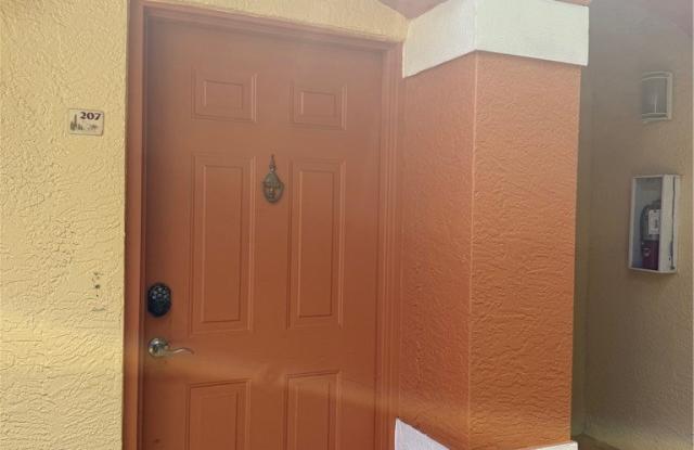 6401 Aragon Way photos photos