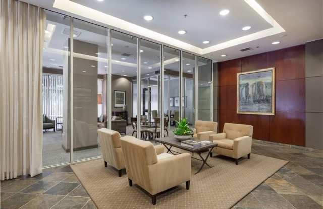 2626 Peachtree Road NW Gallery 4