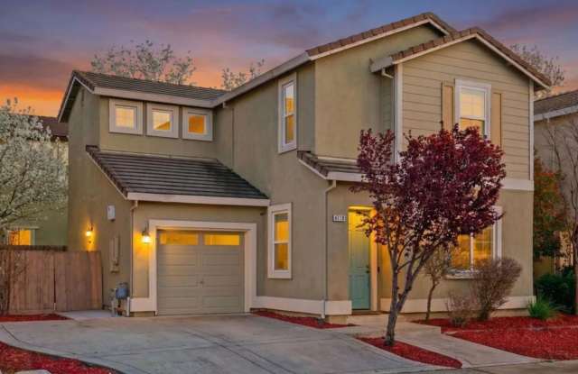 Amazing 3/2.5 N. Natomas! Beautiful. Please read full add below for details. photos photos Amazing 3/2.5 N. Natomas! Beautiful. Please read full add below for details. photos photos