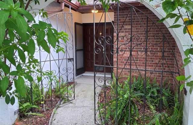 4604 LANDSCAPE Drive Gallery 3