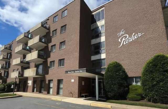 33 W Chester Pike - 33 West Chester Pike, Ridley Park, PA 19078