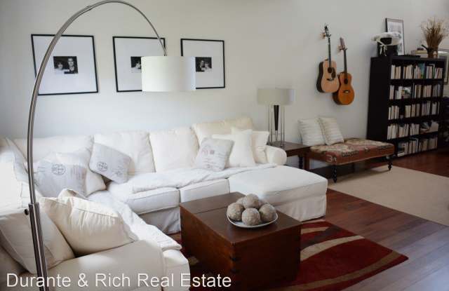 605 S Jade Lane Gallery 2