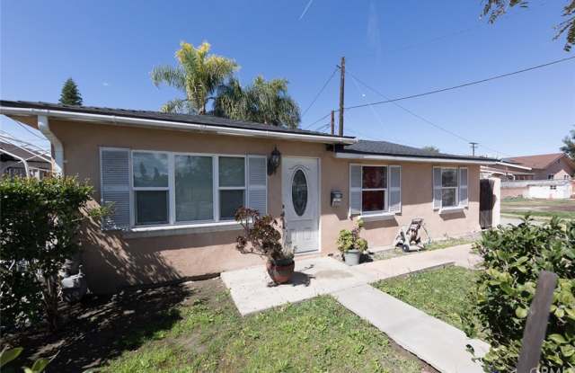 18319 Norwalk Boulevard Gallery 2