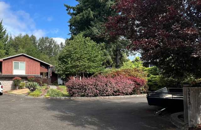 Available Oct. 3rd- Gorgeous Home w/Lots of Extras photos photos