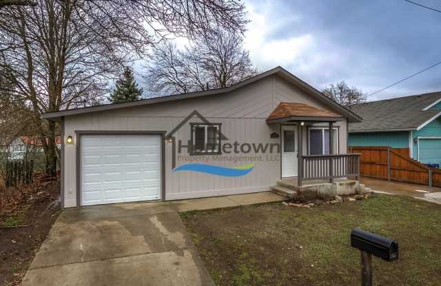 3 Bed 1 Bath Coeur D'Alene Home with Single Car Garage! photos photos