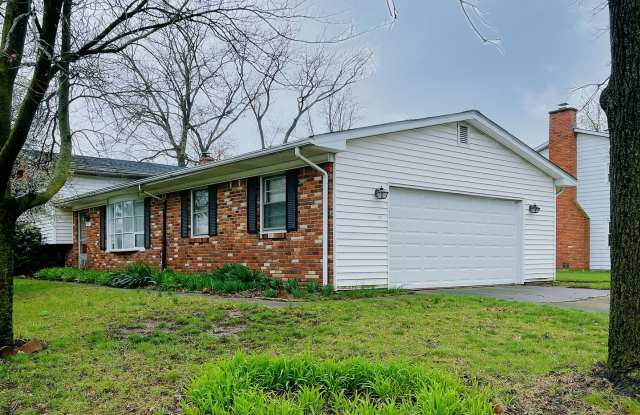Well-maintained 4-bed, 2-bath Home in the WL School District Gallery 3