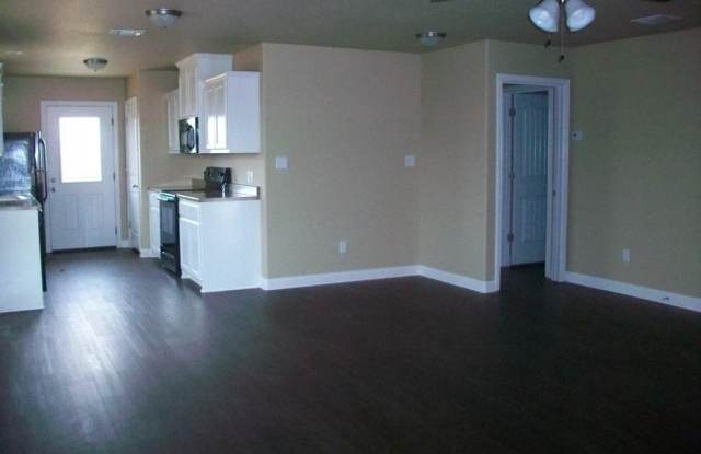 3008 Weave Court Gallery 3