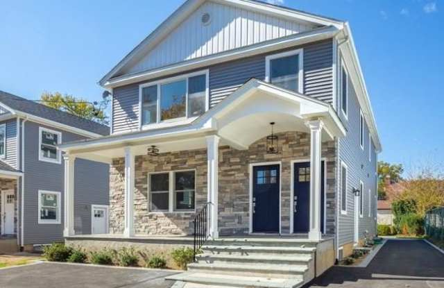 207 Nassau Boulevard - 207 Nassau Boulevard, Garden City South, NY 11530 207 Nassau Boulevard - 207 Nassau Boulevard, Garden City South, NY 11530