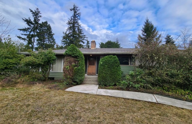 7204 78th Ave SE - 7204 78th Avenue Southeast, Mercer Island, WA 98040
