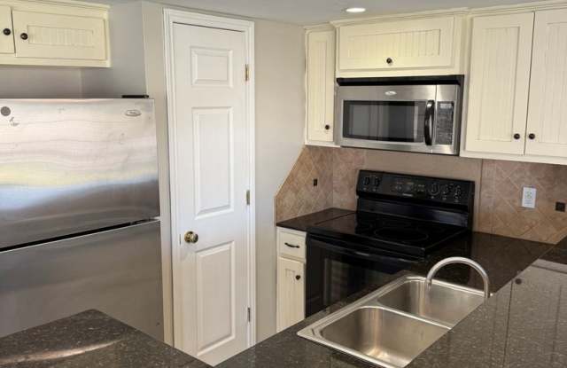 3 Bed 3 Bath Move in Ready Newly Renovated photos photos