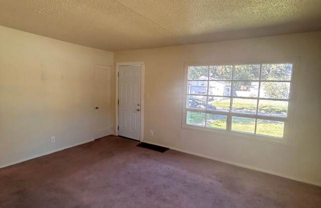 816 E Sherwood Terrace Gallery 3
