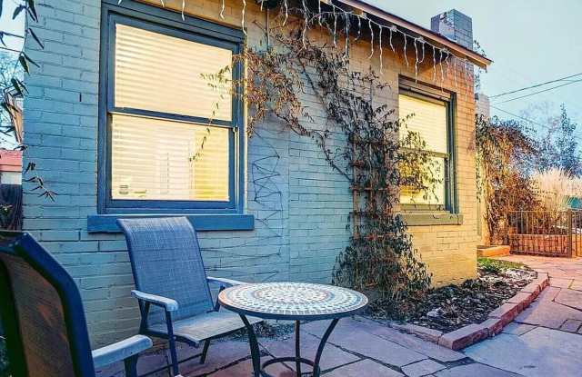 Perfect for someone wanting a great location and low maintenance Gallery 3