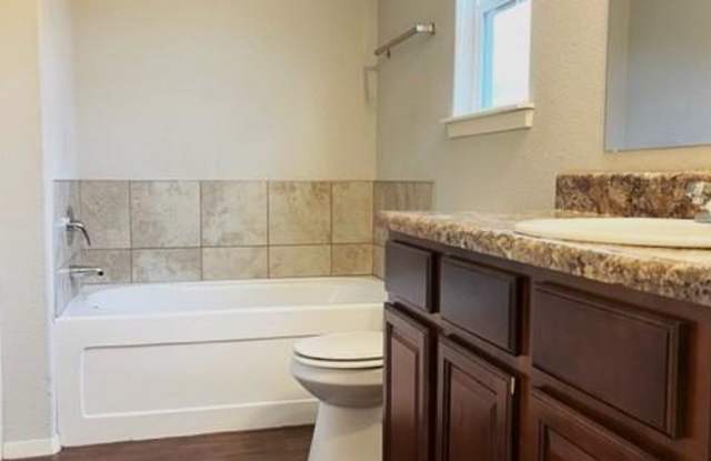 864 Nw Evans Cir Gallery 3