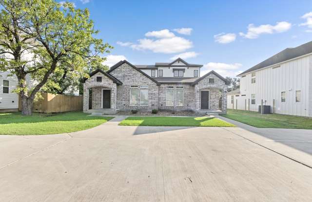 1007 Foster Avenue - 2 photos photos 1007 Foster Avenue - 2 photos photos