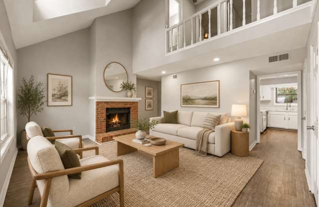 Renovated Modern 2BR Townhome in Prime Kennesaw Location Gallery 4