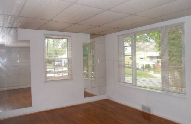 4700 Wakefield Rd Gallery 4