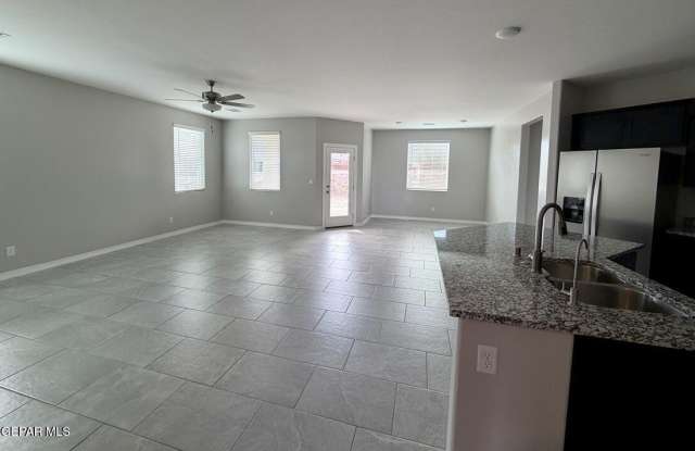 138 MONTEINE Trail Gallery 3