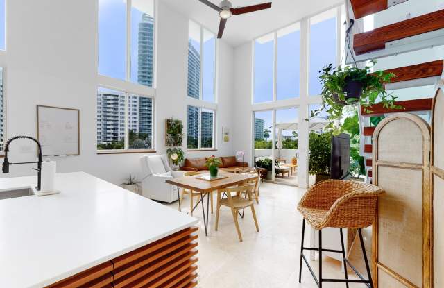 1428 West Avenue photos photos