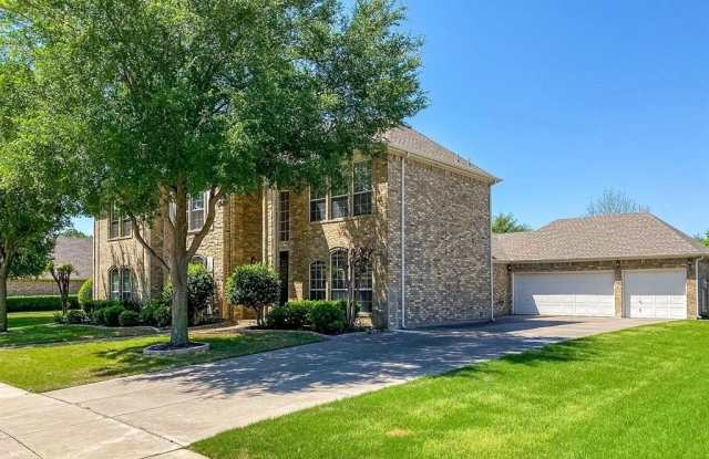 540 Chesapeake Lane Gallery 2