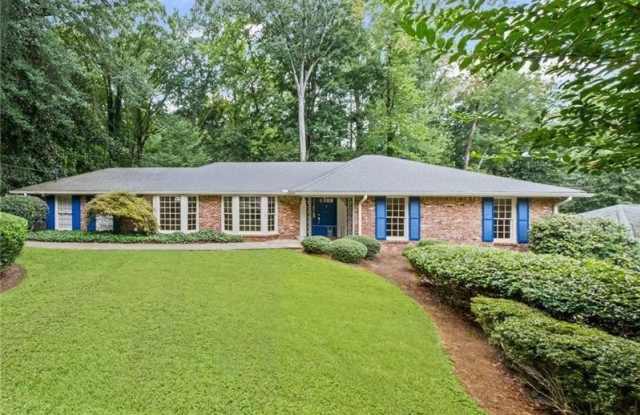 6160 River Shore Parkway Gallery 1