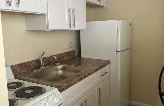 3939 ROLAND Avenue photos photos