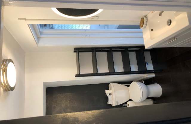 1146 Province Street photos photos