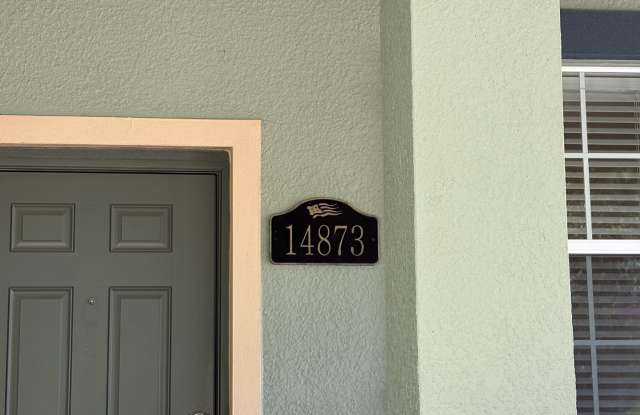 3-2.5 Bedroom End Unit Townhouse FOR RENT In Independence Gallery 4