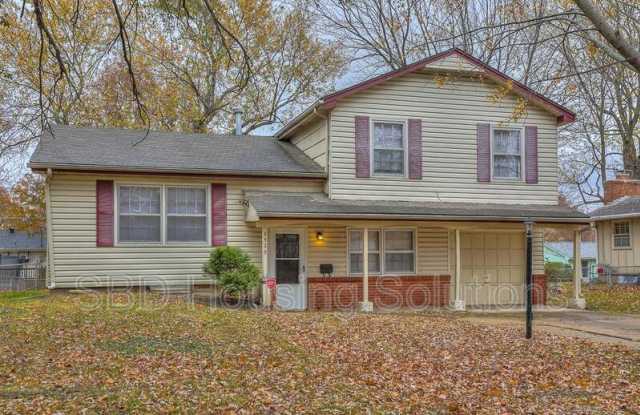 8529 Crescent Ave - 8529 Crescent Avenue, Raytown, MO 64138