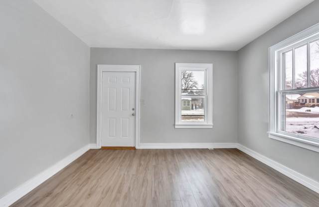 1918 Olive St Gallery 3