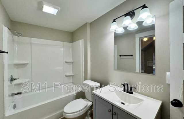 702 Silver Avenue - A photos photos