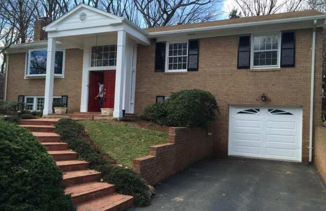 1332 ELSINORE AVE - 1332 Elsinore Avenue, McLean, VA 22102