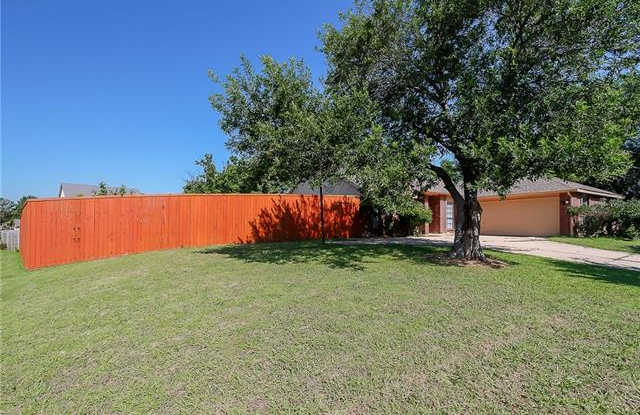 7913 Firefly Drive Gallery 2