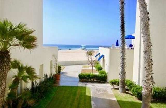 GET READY FOR SUMMER WITH THIS HUNTINGTON BEACH FURNISHED RENTAL RIGHT ON THE BEACH! photos photos