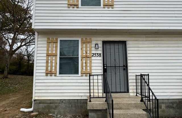 Two Bedroom Duplex near Trinity Hills in Nashville! photos photos