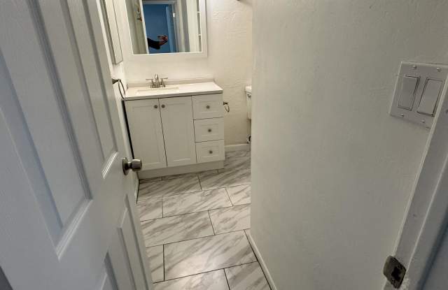1736 East Virginia Avenue - 1 Gallery 4